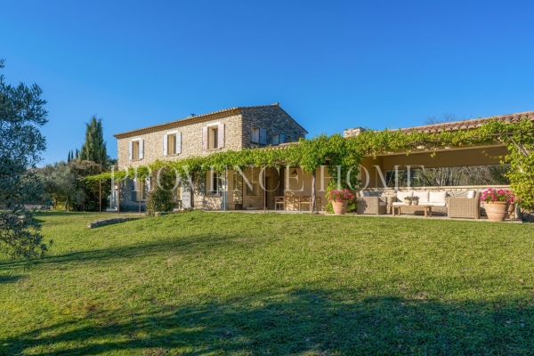 Luxury House for sale in Gordes, 1 395 000 €, Photo 1