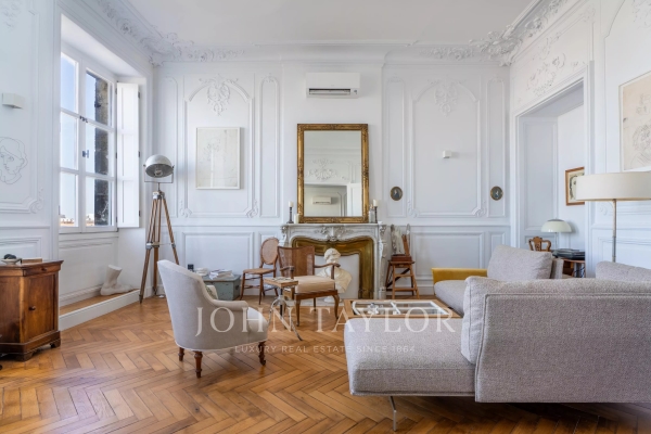 Appartement de luxe à louer à Bordeaux, 2 300 €, Photo 2