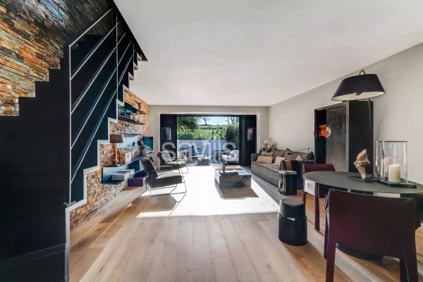 Luxury Apartment for sale in Saint-Tropez, 1 590 000 €, Photo 2