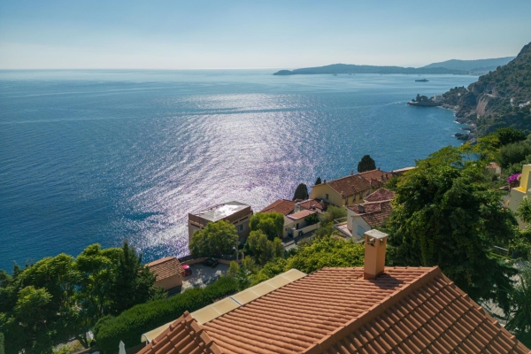 Maison de luxe à vendre à Cap-d'Ail, 2 200 000 €, Photo 1
