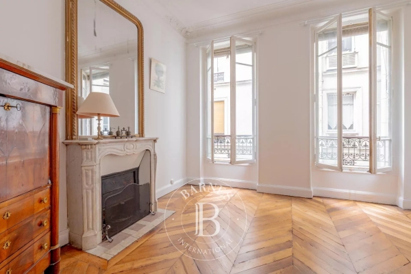 Luxury Apartment for sale in Paris 5Ème, 850 000 €, Photo 1