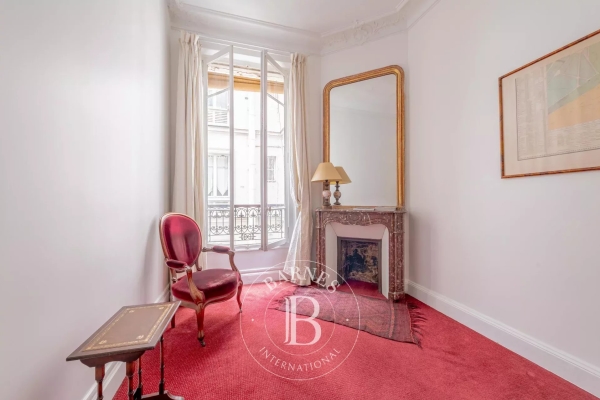 Luxury Apartment for sale in Paris 5Ème, 850 000 €, Photo 3