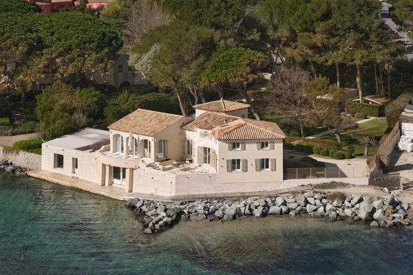 Luxury House for sale in Grimaud, 8 950 000 €, Photo 1