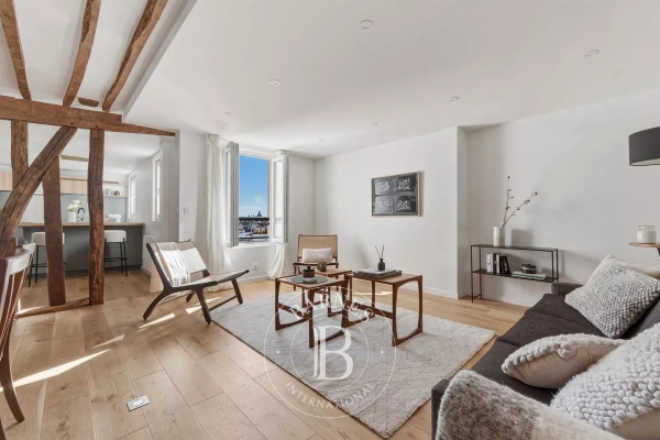 Luxury Apartment for sale in Paris 3Ème, 1 345 000 €, Photo 1