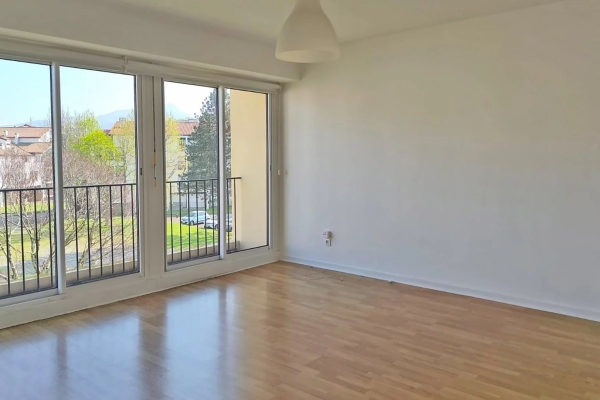 Luxury Apartment for sale in Saint-Jean-de-Luz, 313 000 €