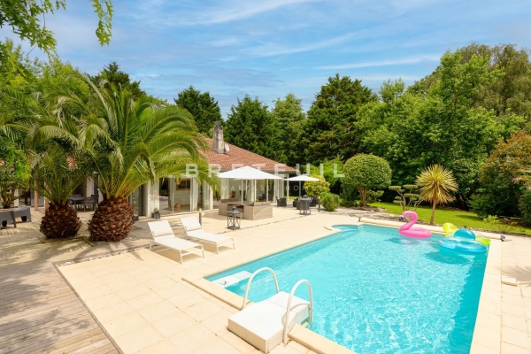 Maison de luxe à vendre à Arcangues, 1 395 000 €, Photo 1