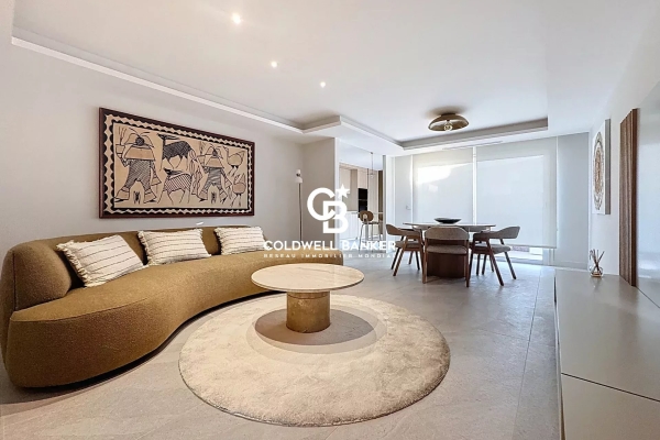 Appartement de luxe à vendre à Saint-Raphaël, 799 000 €, Photo 1