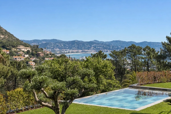 Luxury House for rental in La Napoule, 0 €, Photo 1