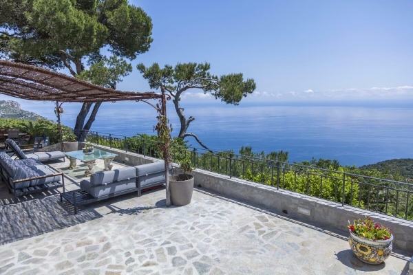 Luxury House for sale in Èze, 6 000 000 €, Photo 1