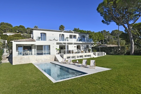 Maison de luxe à louer à Cannes, 0 €, Photo 1