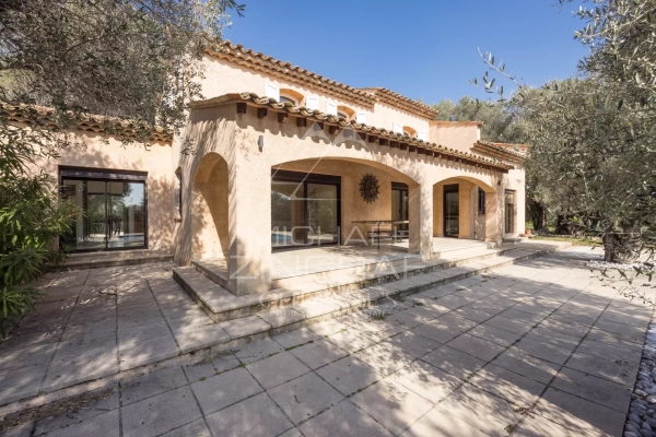 Maison de luxe à vendre à Mougins, 1 995 000 €, Photo 2
