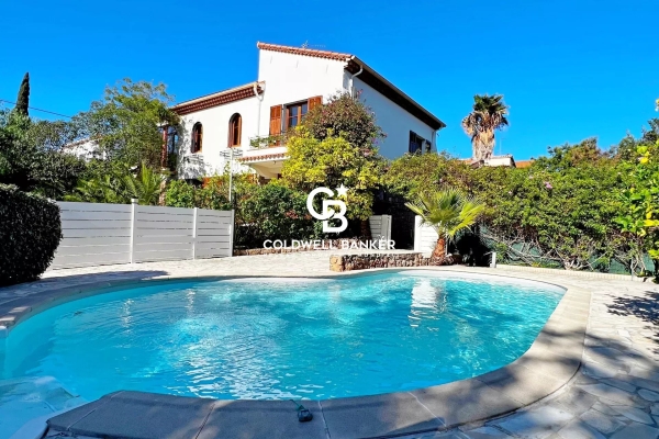Luxury House for sale in Saint-Raphaël, 1 090 000 €, Photo 2