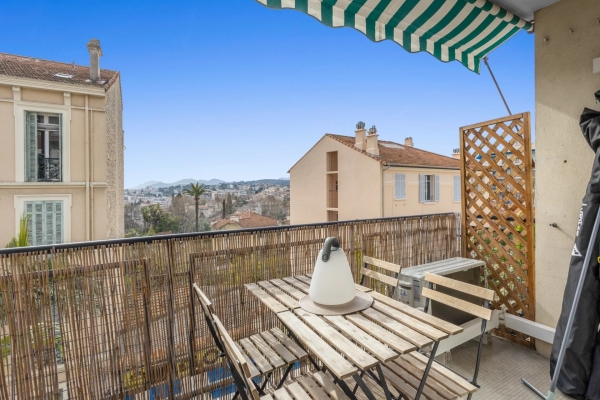 Luxury Apartment for sale in Le Cannet, 315 000 €, Photo 1