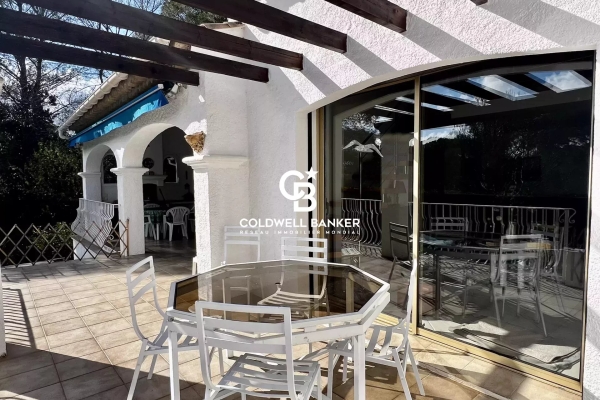 Maison de luxe à vendre à Saint-Raphaël, 988 000 €, Photo 5