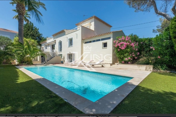 Maison de luxe à vendre à Saint-Raphaël, 2 150 000 €, Photo 1