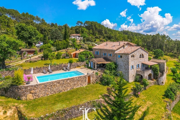 Maison de luxe à vendre à Les Vans, 895 000 €, Photo 1