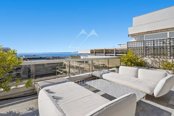 Luxury Apartment for sale in Antibes, 1 550 000 €, Photo 2