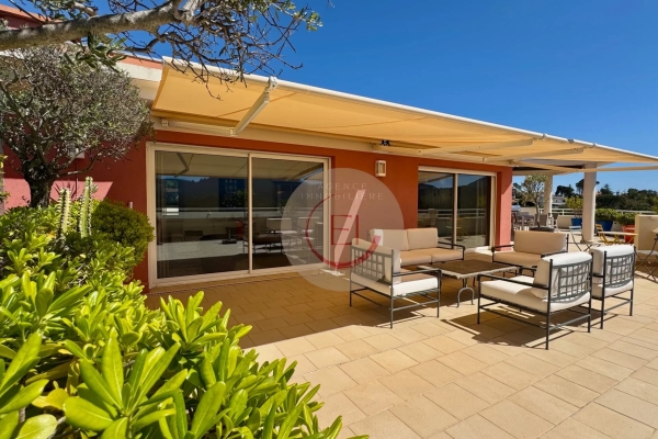 Luxury Apartment for sale in Mandelieu-la-Napoule, 1 480 000 €, Photo 2