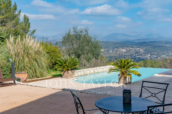 Luxury House for sale in Tourrettes, 1 285 000 €, Photo 4