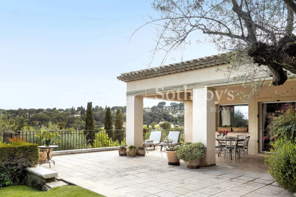Maison de luxe à vendre à Biot, 1 990 000 €, Photo 1