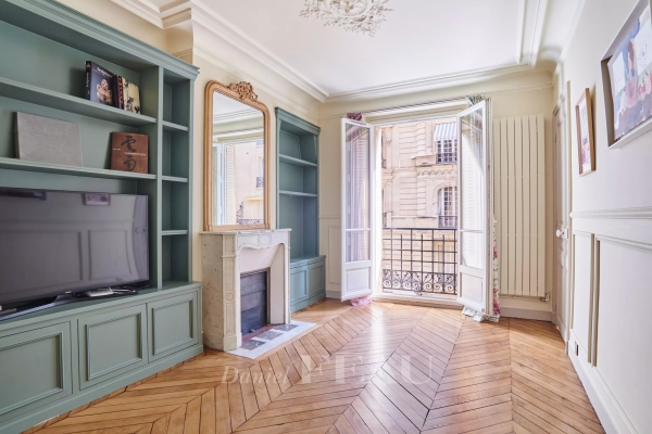 Appartement de luxe à vendre à Paris 7Ème, 950 000 €, Photo 1