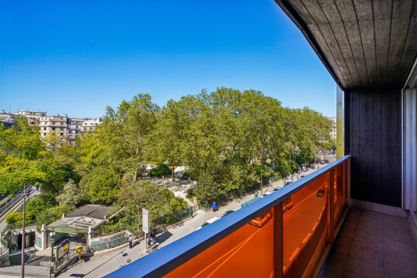 Luxury Apartment for sale in Paris 6Ème, 880 000 €, Photo 3