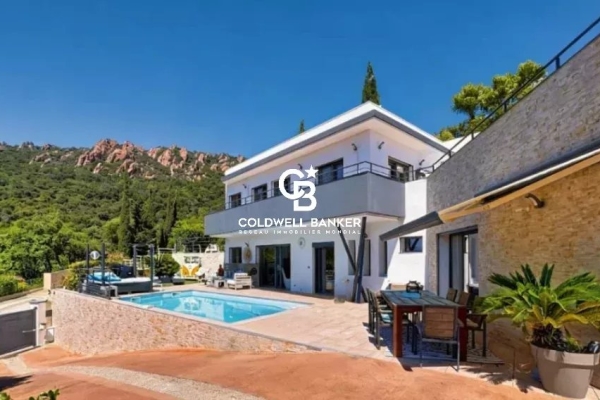 Luxury House for sale in Agay, 1 390 000 €, Photo 1