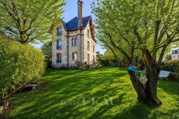 Maison de luxe à vendre à Versailles, 2 495 000 €, Photo 1