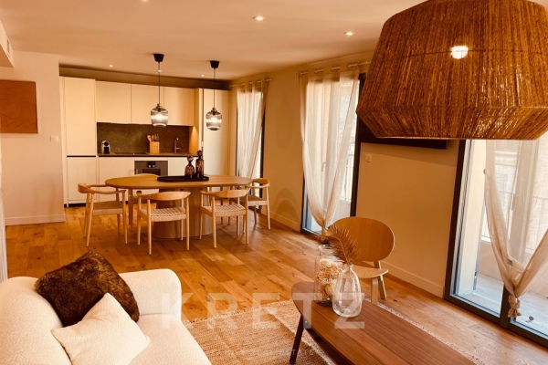 Luxury Apartment for sale in Sanary-sur-Mer, 556 500 €, Photo 4