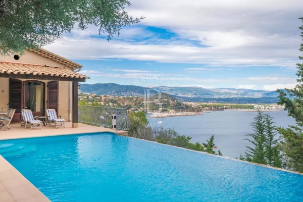 Maison de luxe à vendre à Théoule-sur-Mer, 2 750 000 €, Photo 1