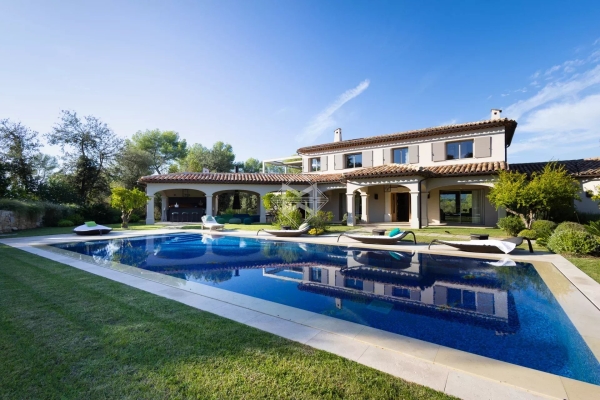 Maison de luxe à vendre à Valbonne, 6 300 000 €, Photo 1