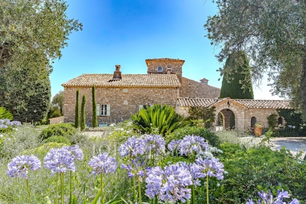Luxury House for sale in Châteauneuf-Grasse, 4 490 000 €, Photo 1