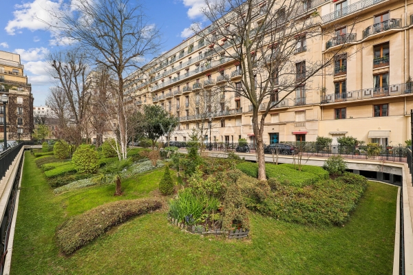 Appartement de luxe à louer à Paris 16ème, 1 200 €, Photo 1