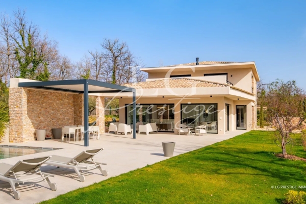 Luxury House for sale in Tourrettes, 3 200 000 €, Photo 2