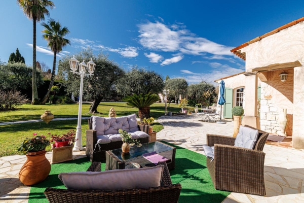 Maison de luxe à vendre à La Gaude, 1 190 000 €, Photo 1