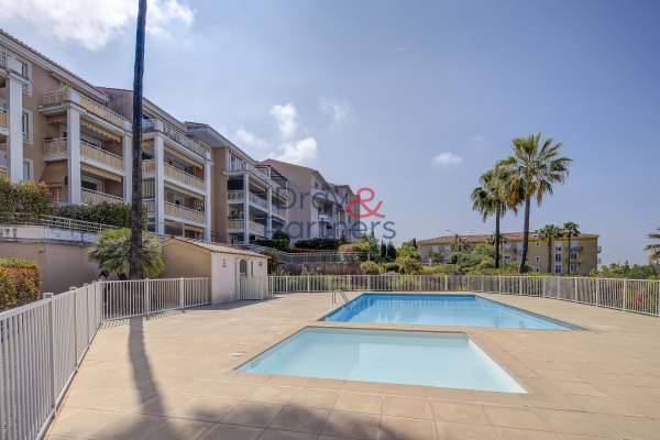Luxury Apartment for sale in Nice, 499 000 €, Photo 1
