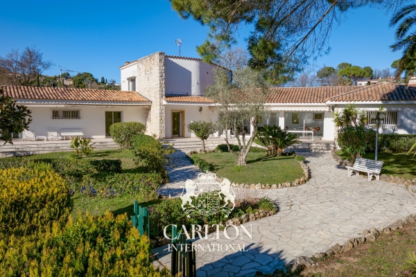 Maison de luxe à vendre à Mougins, 3 990 000 €, Photo 1