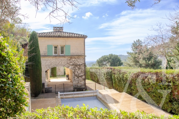 Maison de luxe à vendre à Les Baux-de-Provence, 1 650 000 €, Photo 1
