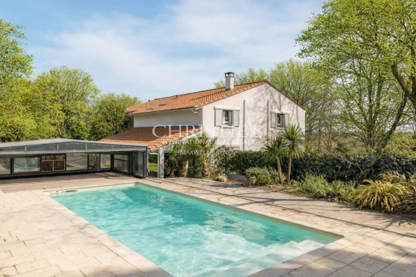 Maison de luxe à vendre à Latresne, 1 260 000 €, Photo 1