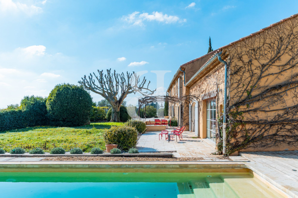 Maison de luxe à vendre à Vaison-la-Romaine, 995 000 €, Photo 2
