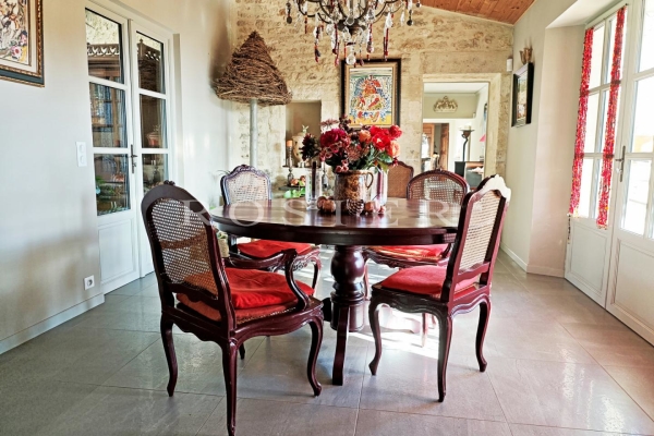 Luxury House for sale in Gordes, 1 450 000 €, Photo 7