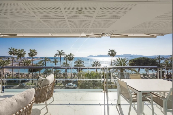 Appartement de luxe à louer à Cannes, 8 600 €, Photo 1