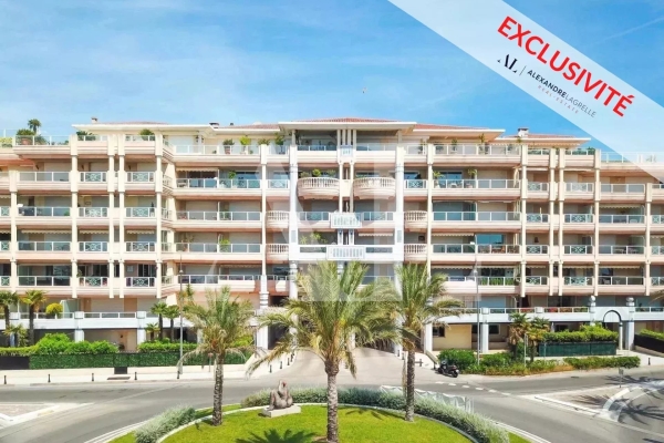 Luxury Apartment for sale in Le Golfe Juan, 266 000 €, Photo 1