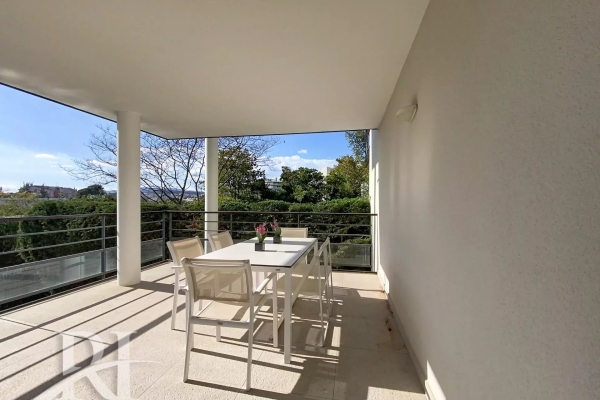 Luxury Apartment for sale in Cannes, 590 000 €, Photo 1