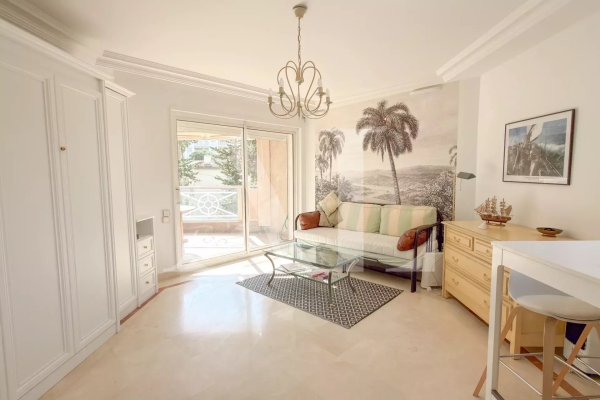 Luxury Apartment for sale in Le Golfe Juan, 266 000 €, Photo 3