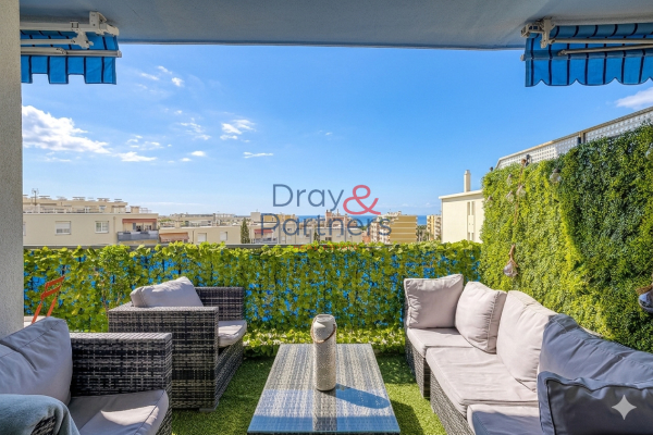 Luxury Apartment for sale in Nice, 359 000 €, Photo 1