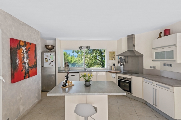 Maison de luxe à vendre à Mougins, 1 650 000 €, Photo 1