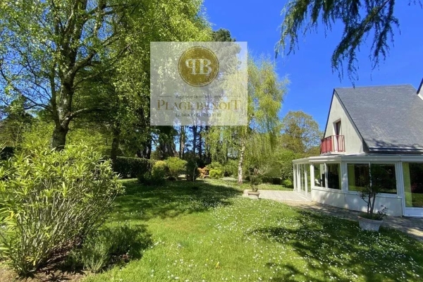 Maison de luxe à vendre à Saint-André-des-Eaux, 896 000 €, Photo 1