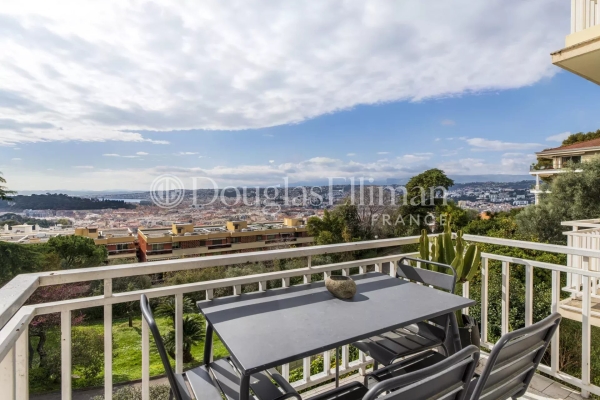Luxury Apartment for sale in Nice, 540 000 €, Photo 1