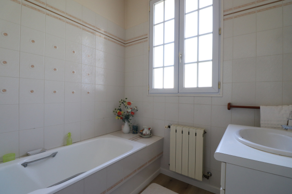 Maison de luxe à vendre à Royan, 590 000 €, Photo 7